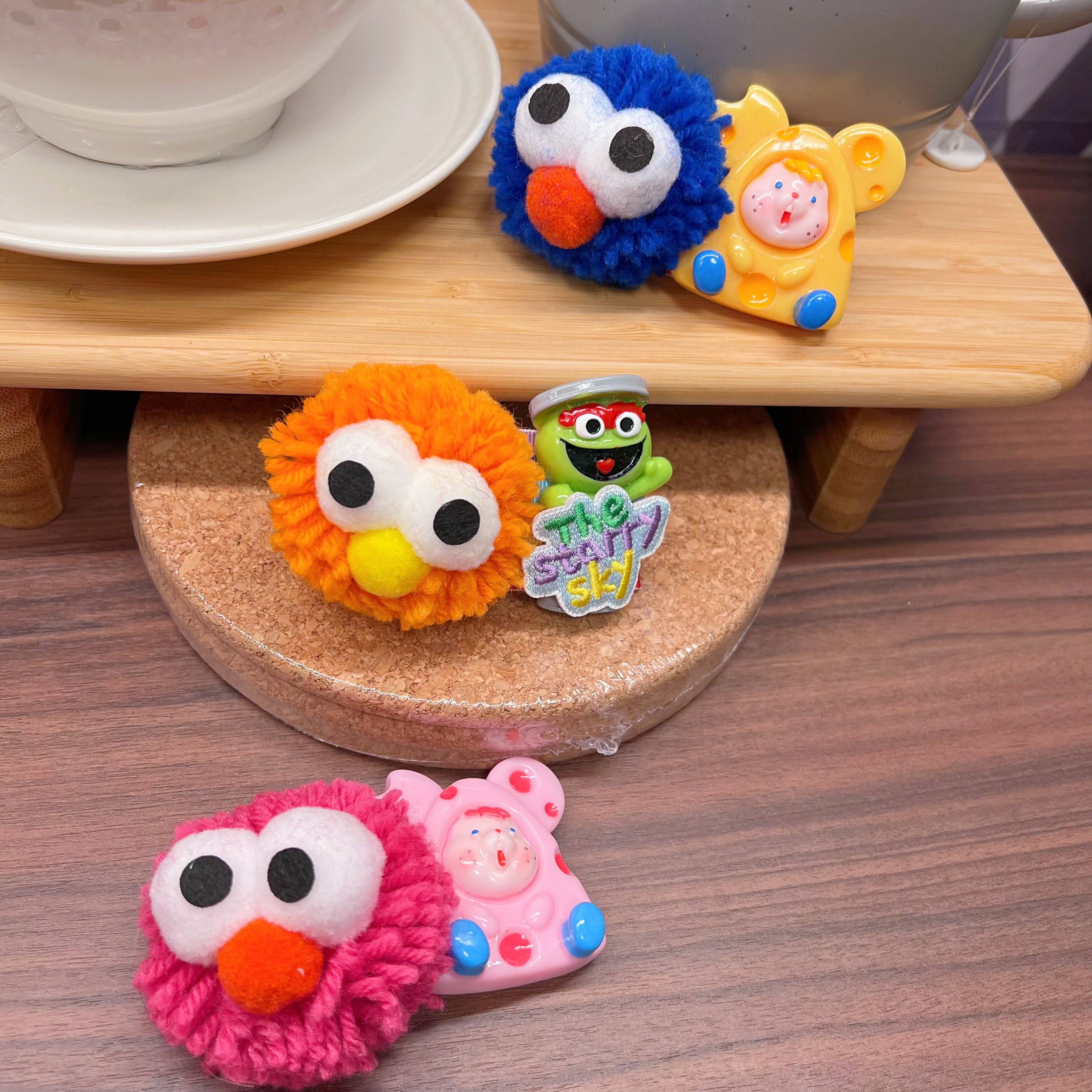 日韩卡通立体芝麻街毛线球可爱发夹彩色撞色掰掰夹刘海侧边夹网红