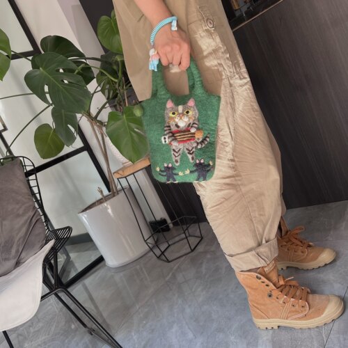 尼泊尔进口手拎包小红书羊毛毡手机包猫咪合集少女心网红同款拍照 - 封面