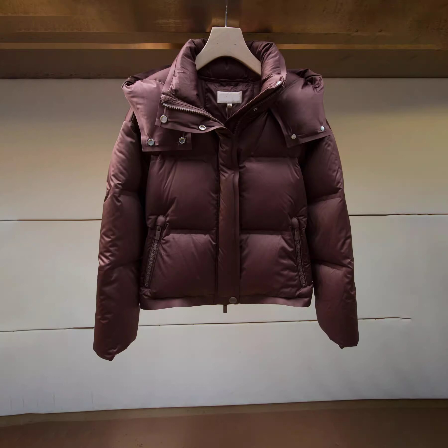 JR 专柜正品 2025冬季新款 白鹅绒连帽短款羽绒服外套女XRJ7G12D
