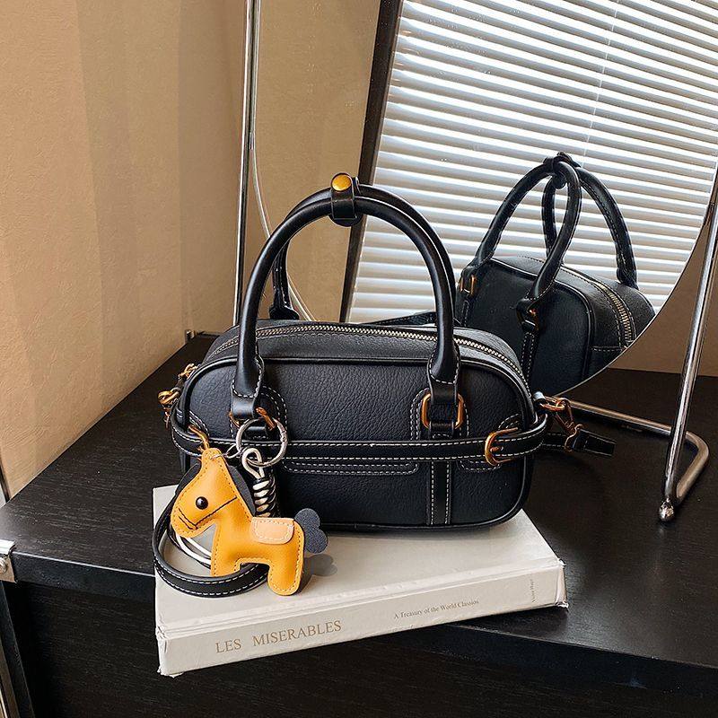 2026新款女包潮流百搭手提斜挎包爆款高颜值时尚百搭精致单肩包,箱包皮具/热销女包/男包,通用款女包,淘宝优惠券,粉丝福利购,淘宝优惠卷