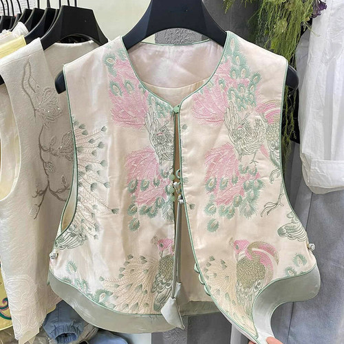 外贸专柜撤回重工刺绣马甲女高端精致洋气减龄上衣春秋新中式国风