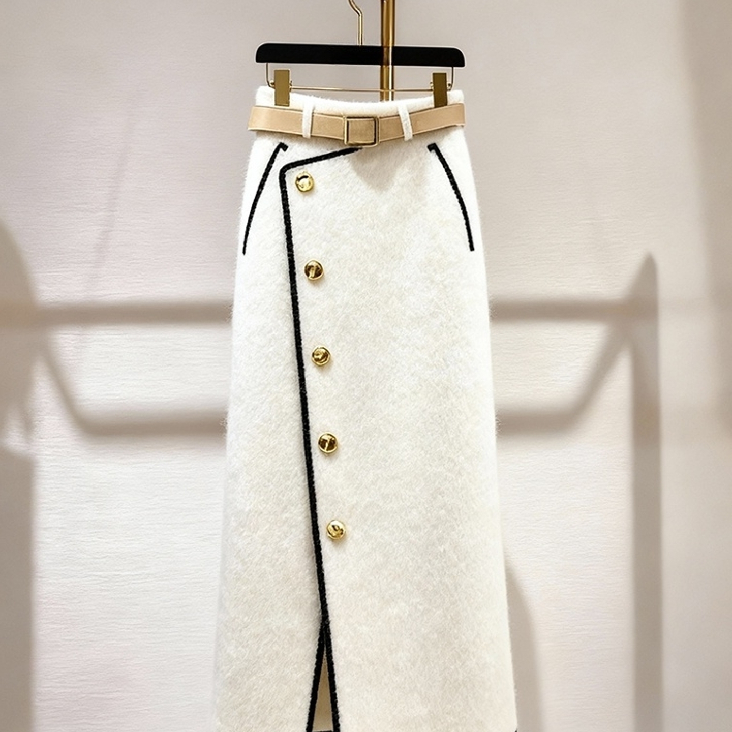 外贸撤回白色半身裙女冬季名媛高腰显瘦遮胯中长款斜排扣开叉裙子