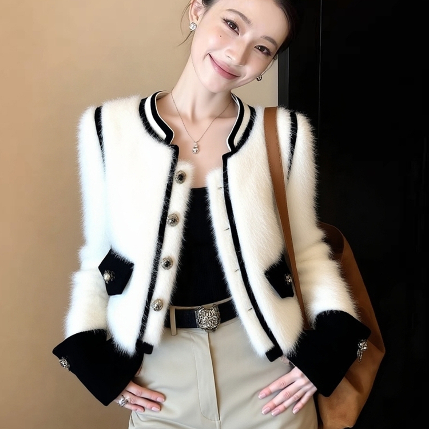 外贸撤回外套女冬轻奢高端时髦洋气巨好看水貂毛撞色短款上衣厚