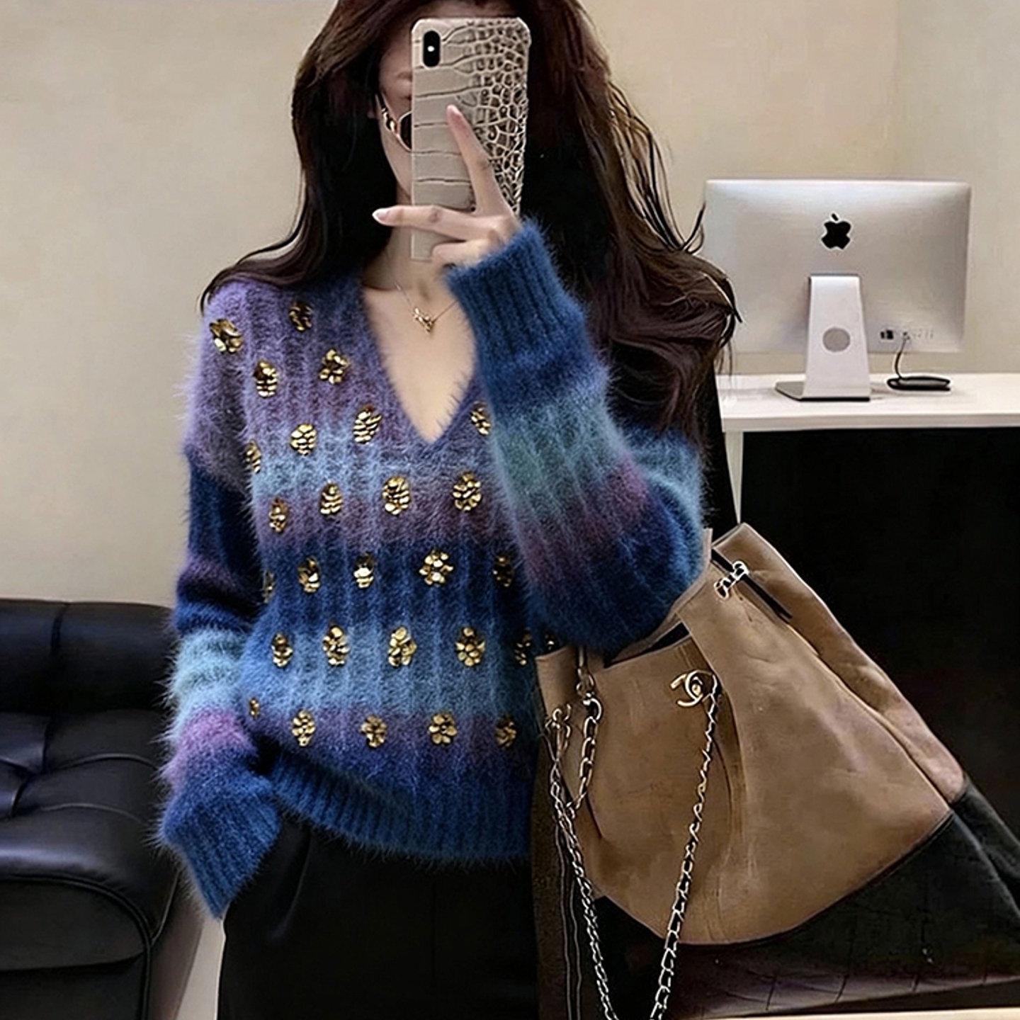 外贸撤回蓝色渐变毛衣女冬宽松慵懒独特巨好看气质高端针织衫上衣