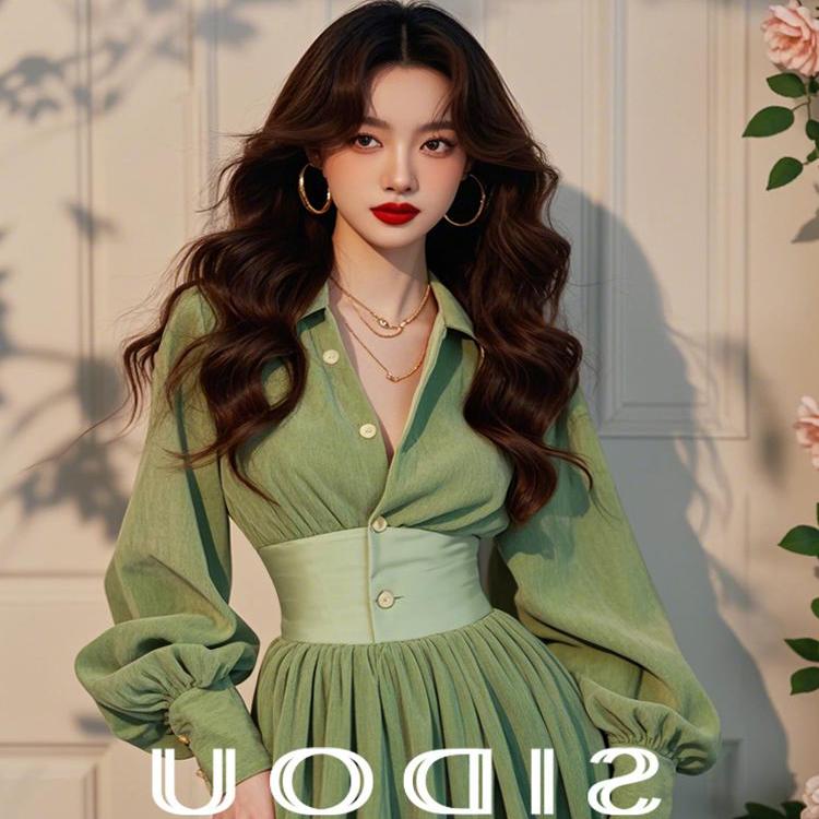 专柜撤回翻领丝绒收腰长袖连衣裙女秋冬长裙正式场合气质显瘦裙子