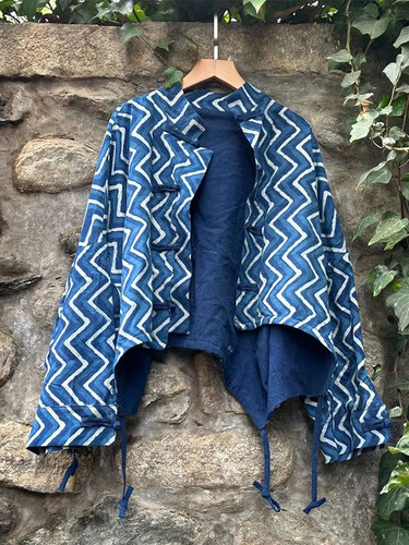 唐装盘扣上衣印花外套女秋季