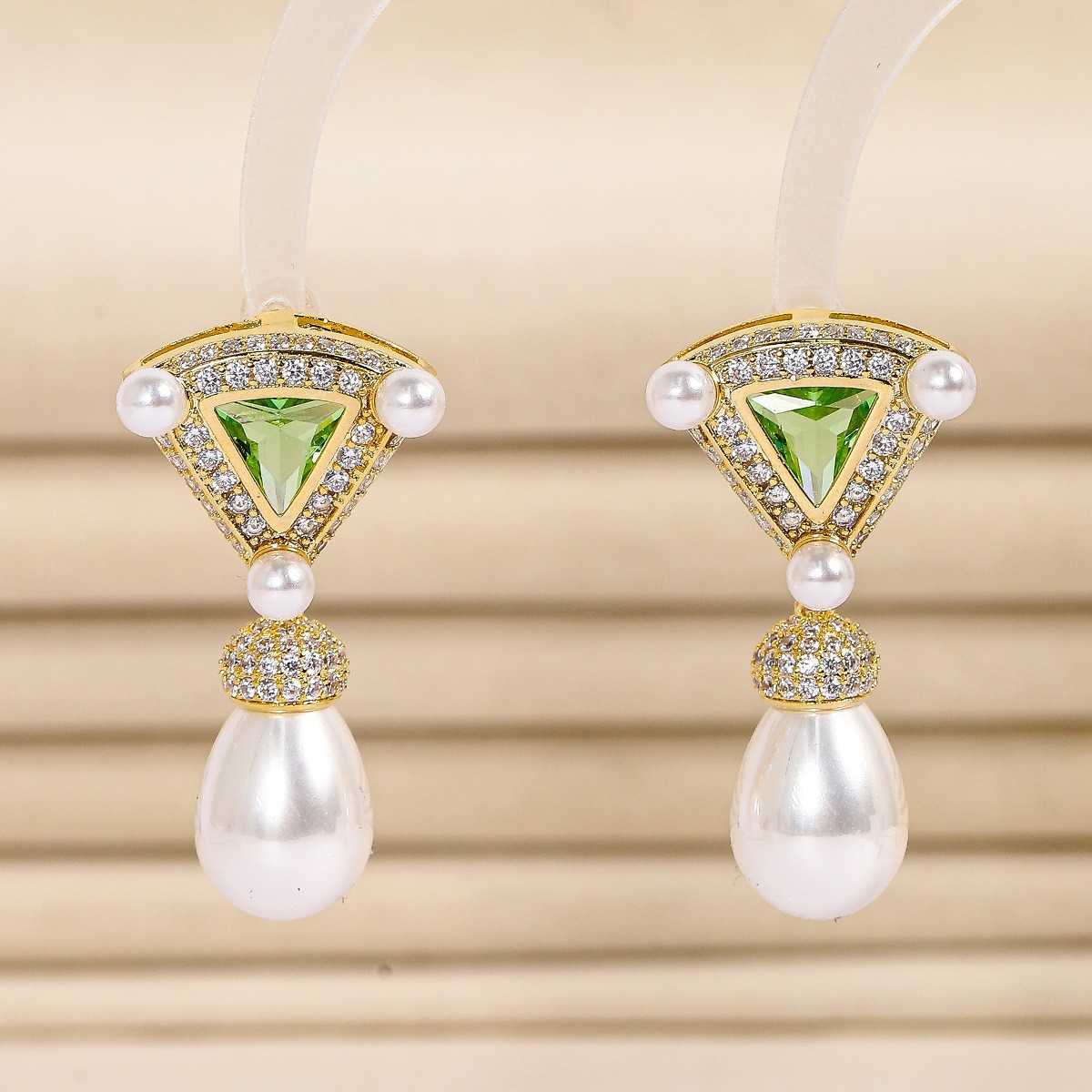 新款个性时尚气质耳饰复古水滴形s925银针中古港风耳环饰品女