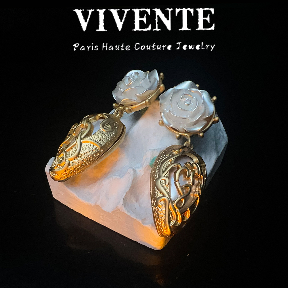 中古vintage宫廷风复古珍珠玫瑰花朵耳环重工夸张电镀哑金耳饰品