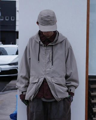 春夏轻量纤维染色加工连帽夹克