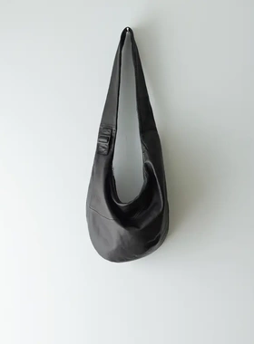 【代购】SSSTEIN 26ss Twist shoulder bag 山羊皮斜挎包
