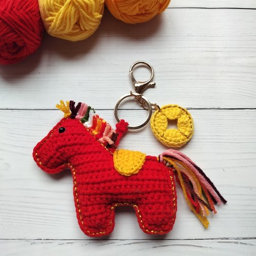 成品现货彩虹马包包挂件