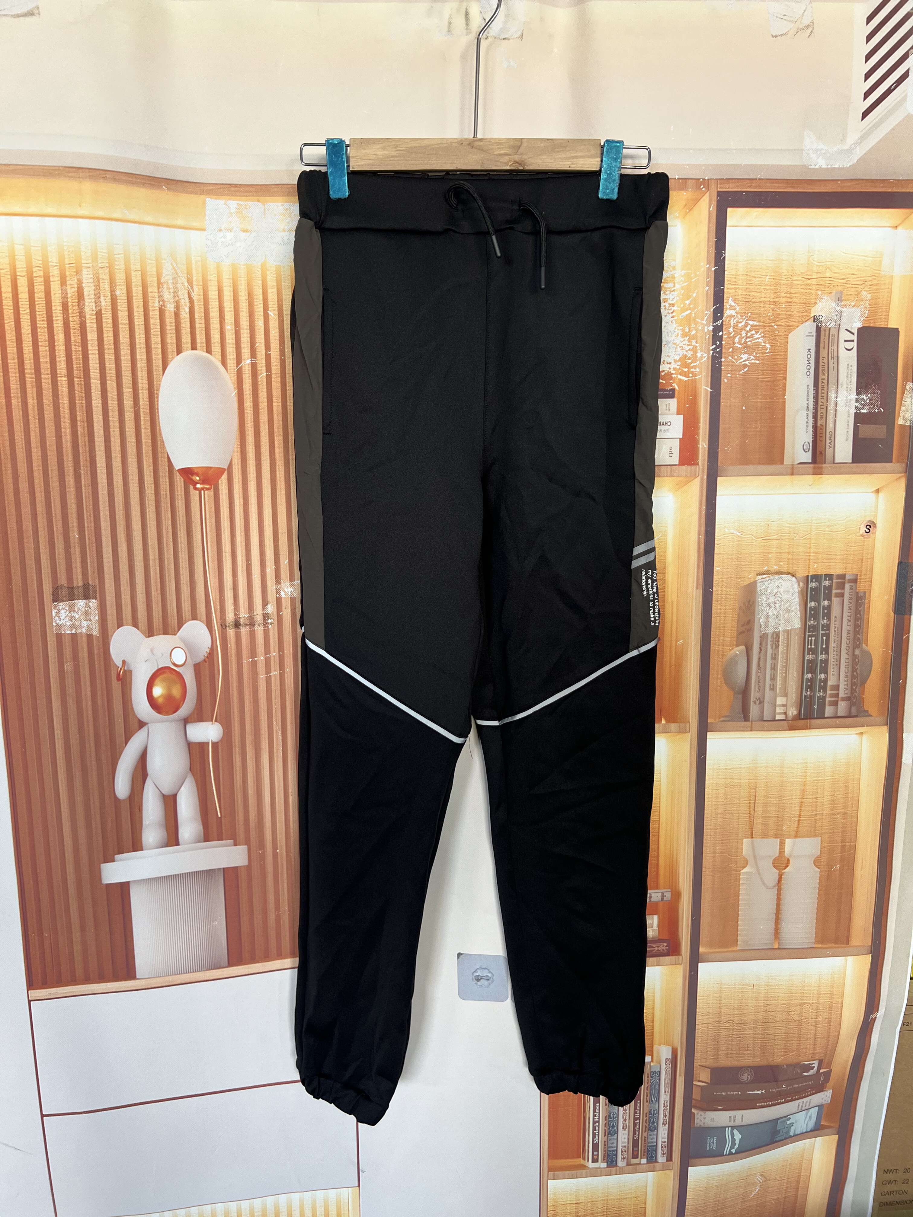 Z3040男女裤新款式休闲百搭松紧腰抽绳宽松显瘦长裤潮运动长裤,户外/登山/野营/旅行用品,冲锋裤,淘宝优惠券,粉丝福利购,淘宝优惠卷