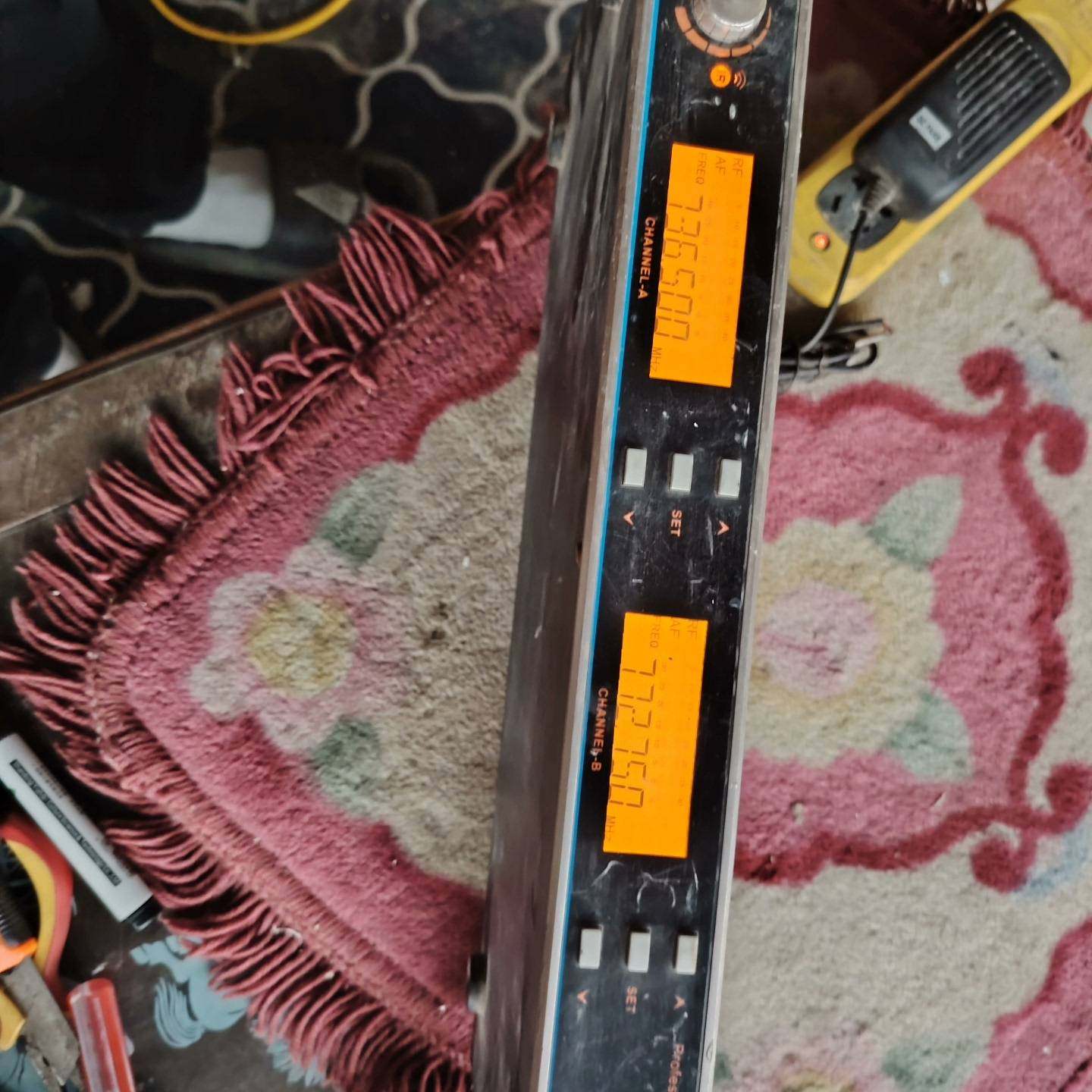 议价无线话筒主机，插电能开机，,电子元器件市场,其它元器件,淘宝优惠券,粉丝福利购,淘宝优惠卷