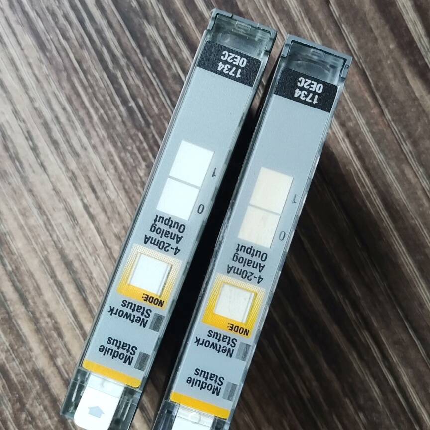 议价AB 1734-OE2C 用过的谈价卖 有一个有点痕迹