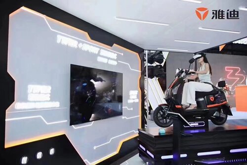 VR电车定制VR摩托定制VR游戏开发VR游戏定制VR互动游戏开发