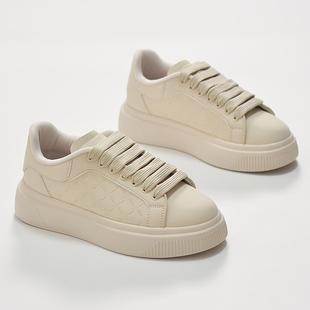 欧洲站春季低帮百搭厚底增高运动板鞋男女情侣款舒适轻质休闲鞋