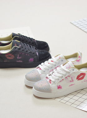 欧洲站轻奢潮牌男女情侣款水钻红唇休闲鞋吻痕CL运动板鞋小白鞋