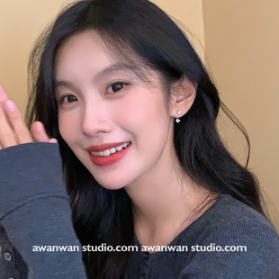 阿婉Wan 简约精致气质款四爪锆石小耳钉后挂式通勤百搭耳饰