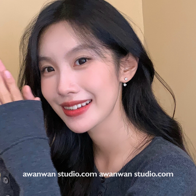 阿婉Wan 简约精致气质款四爪锆石小耳钉后挂式通勤百搭耳饰