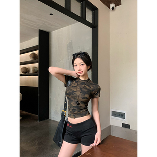 迷彩圆领修身 t恤女夏季 铅笔莓莓 短袖 显瘦设计感小众上衣 新款 修身