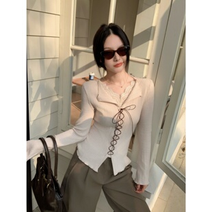 铅笔莓莓【影落如诗】韩系蕾丝系带长袖T恤女春季设计感显瘦上衣