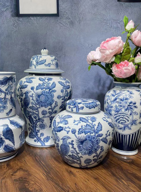 景德镇青花陶瓷花瓶摆件仿古花瓶家居博古架客厅摆件工艺装饰品花