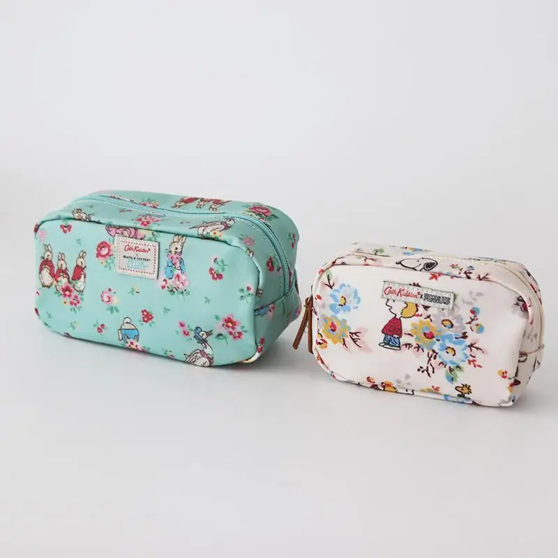 Cath Kidston联名卡通史诺比彼得兔田园复古可爱化妆包防水洗漱包