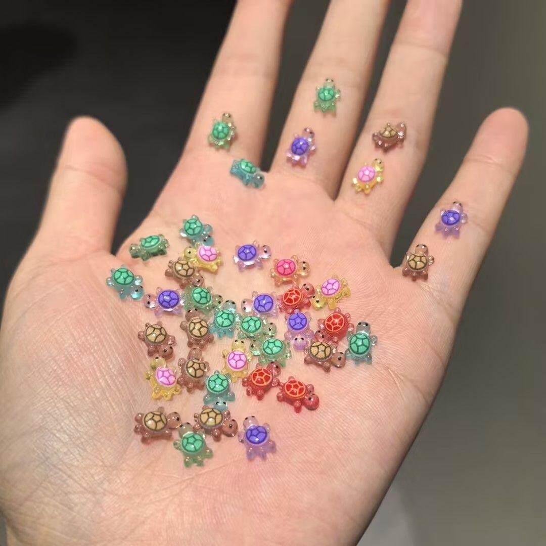 超级迷你小乌龟夜光网红爆款彩色乌龟对对碰可爱美甲配件树脂摆件