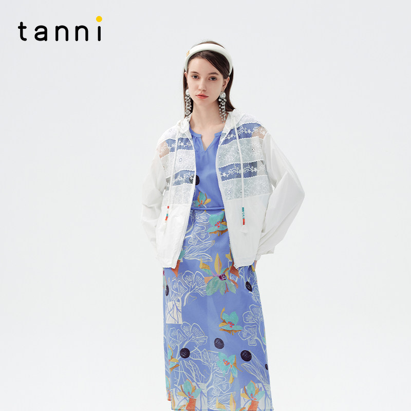 tanni蕾丝拼接撞色抽绳拉链外套
