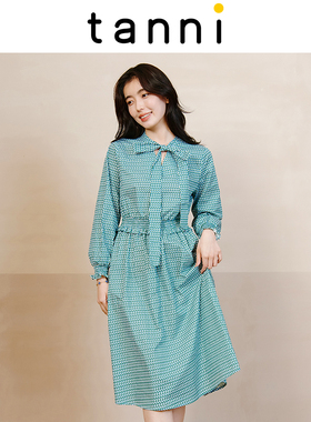 tanni早秋新品法式淑女气质显瘦优雅系带领连衣裙TL31DR603A