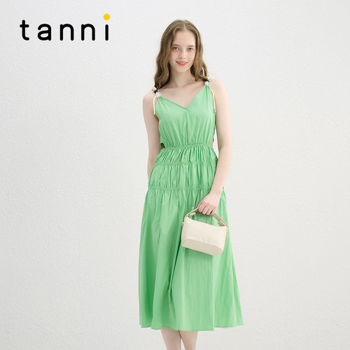 tanni休闲度假风镂空吊带连衣裙
