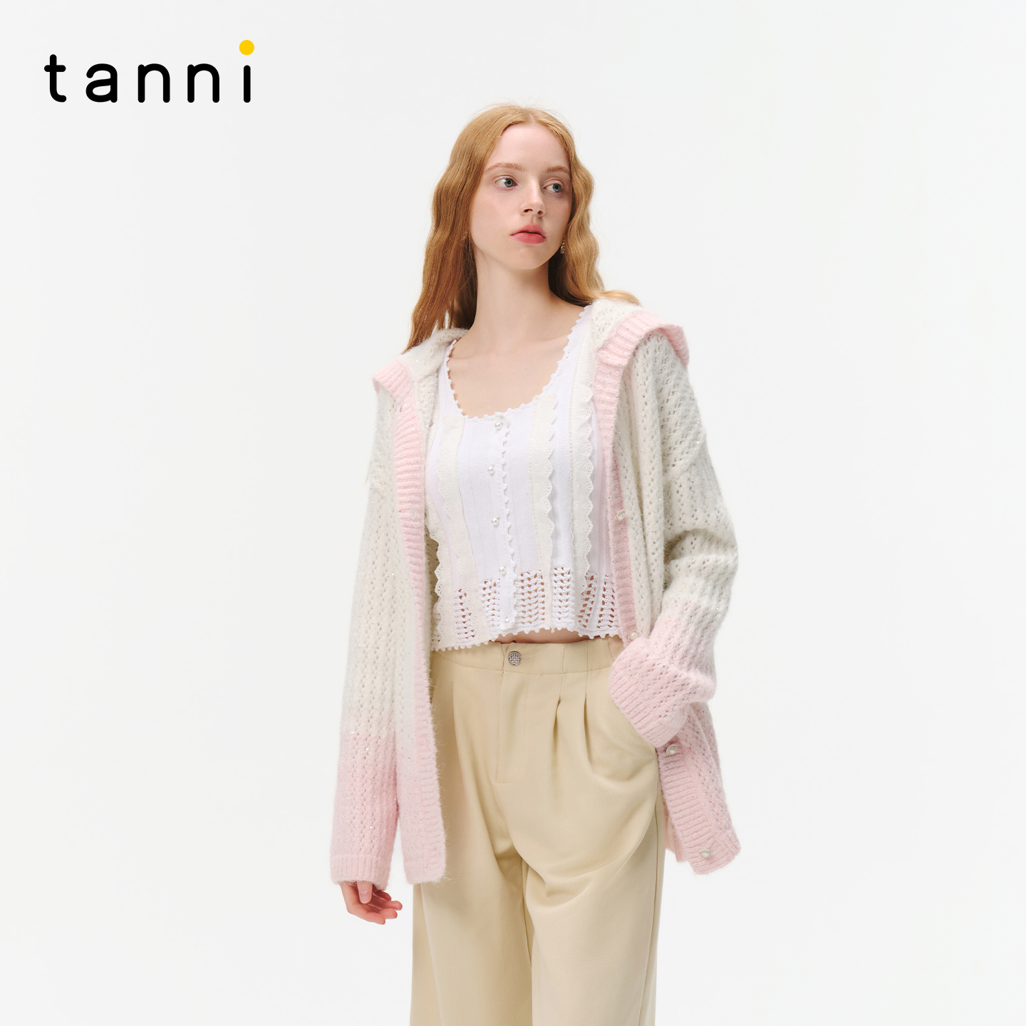 tanni25秋冬新款温柔浪漫休闲薄雾粉渐变连帽针织开衫TO31KN204A