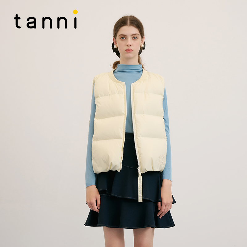 tanni高级刺绣印花蓬松羽绒马甲