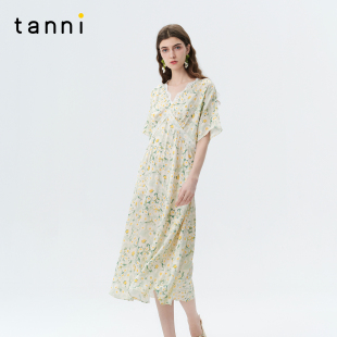 tanni25夏新款 显瘦花卉连衣裙TO11DR160A 法式 清新碎花V领蕾丝修身