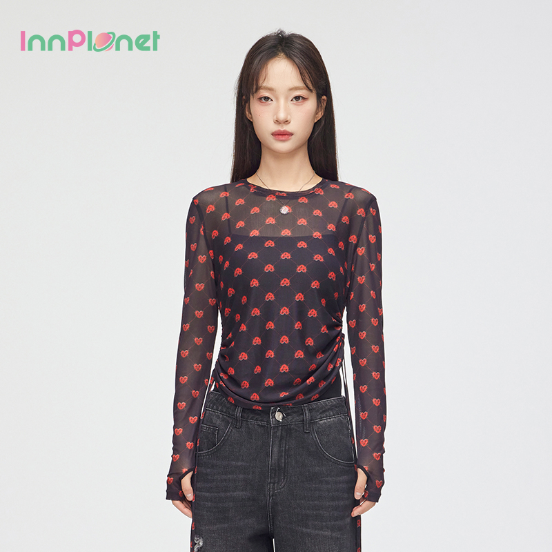innplanet设计修身印花打底上衣