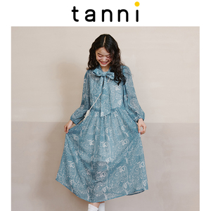 tanni欧美复古印花蝴蝶结系带收腰显瘦中长裙连衣裙TL31DR043A