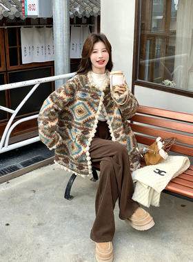 巨好看复古花纹棉服名族风女冬季新款减龄夹棉内胆设计感花色外套