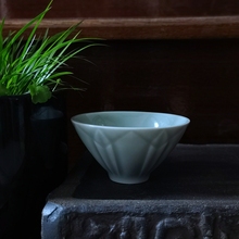 宜兴青瓷约2000年前后产75cc雀舌花瓣斗笠杯品茗杯主人杯茶杯茶具