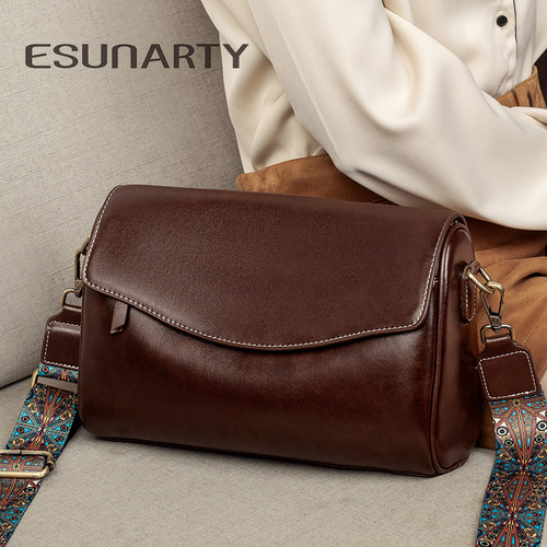 斜挎女包高级感大容量单肩枕头包