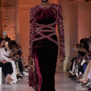 酒红色丝绒鱼尾裙子新娘敬酒服订婚宴会晚礼服公司年会 秀场服装