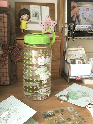 人类咸果酱原创插画师大容量600ml透明耐高温水杯户外运动Tritan