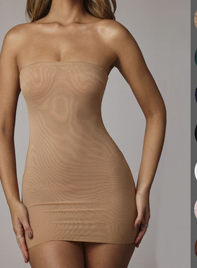 2024春夏女士绿色抹胸连衣短裙紧身包臀聚拢内搭打底性感绷带礼服