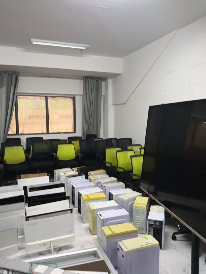 2月20日黔南全民健身活动中心综合管篮球比赛馆裁判功能房设备一批网络拍卖公告