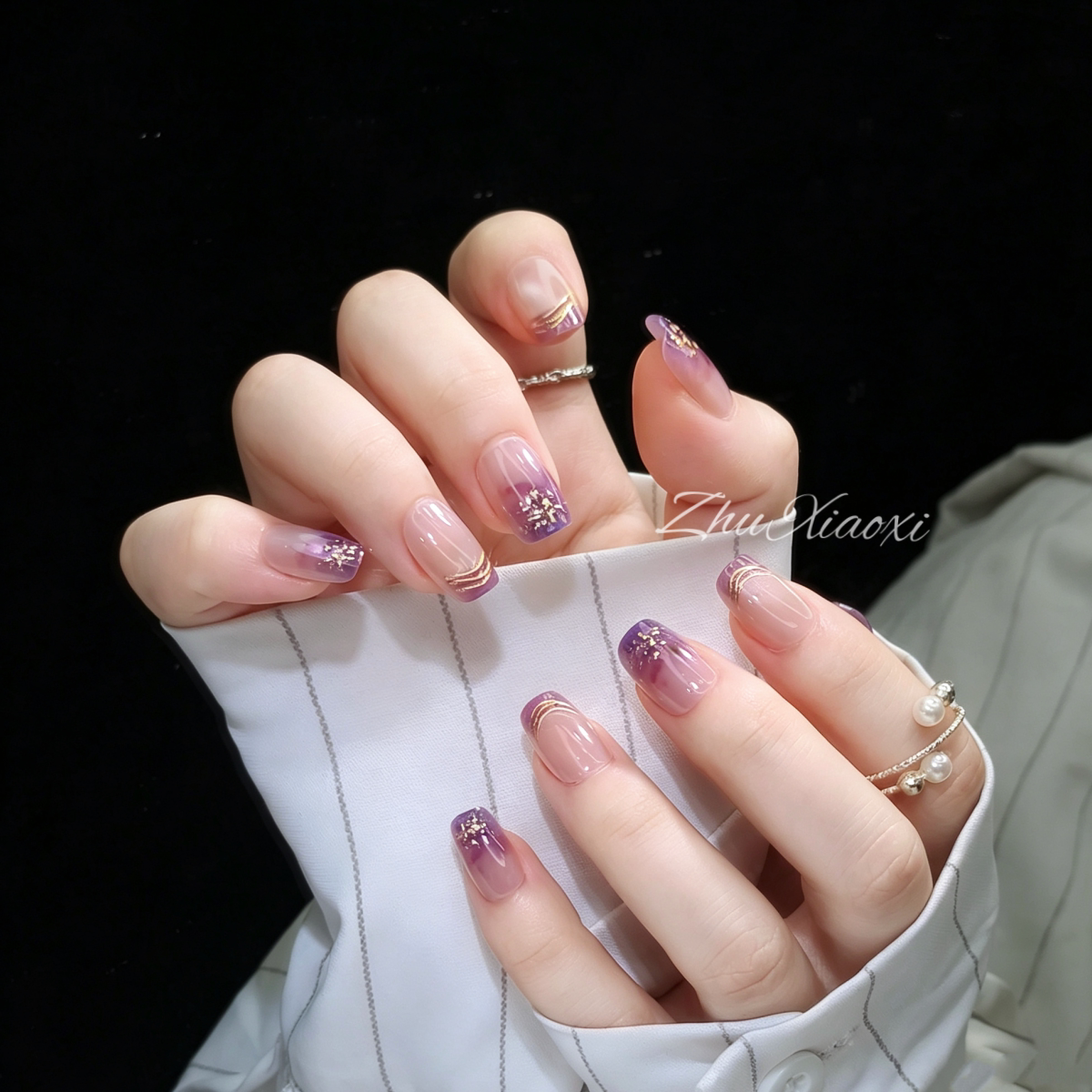 紫气东来~富贵鎏金手工穿戴甲气质百搭猫眼紫色晕染显白美甲贴片