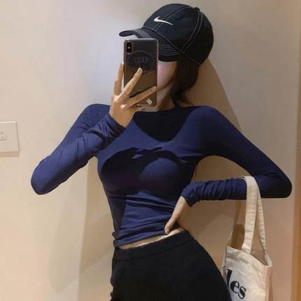 掐腰辣妹正肩长袖T恤女早秋新款设计感修身显瘦短款打底衫上衣ins