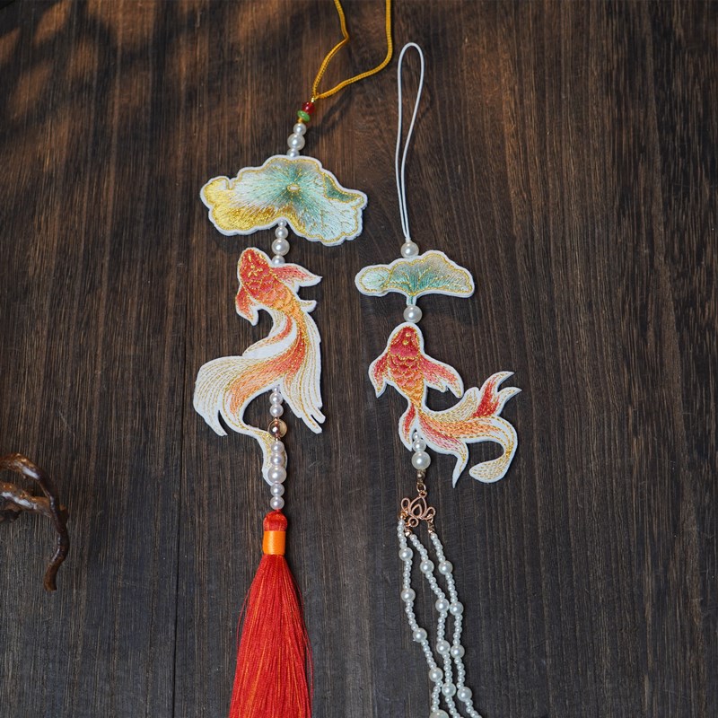 夕阳下的双面绣花金鱼荷花挂件