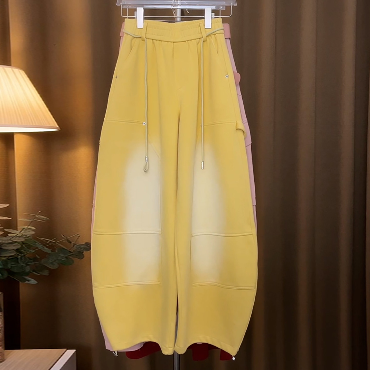 Ader渐变色拼接卫裤2026春季新款高腰宽松阔腿垂感运动休闲弯刀裤,女装/女士精品,大码裤装,淘宝优惠券,粉丝福利购,淘宝优惠卷