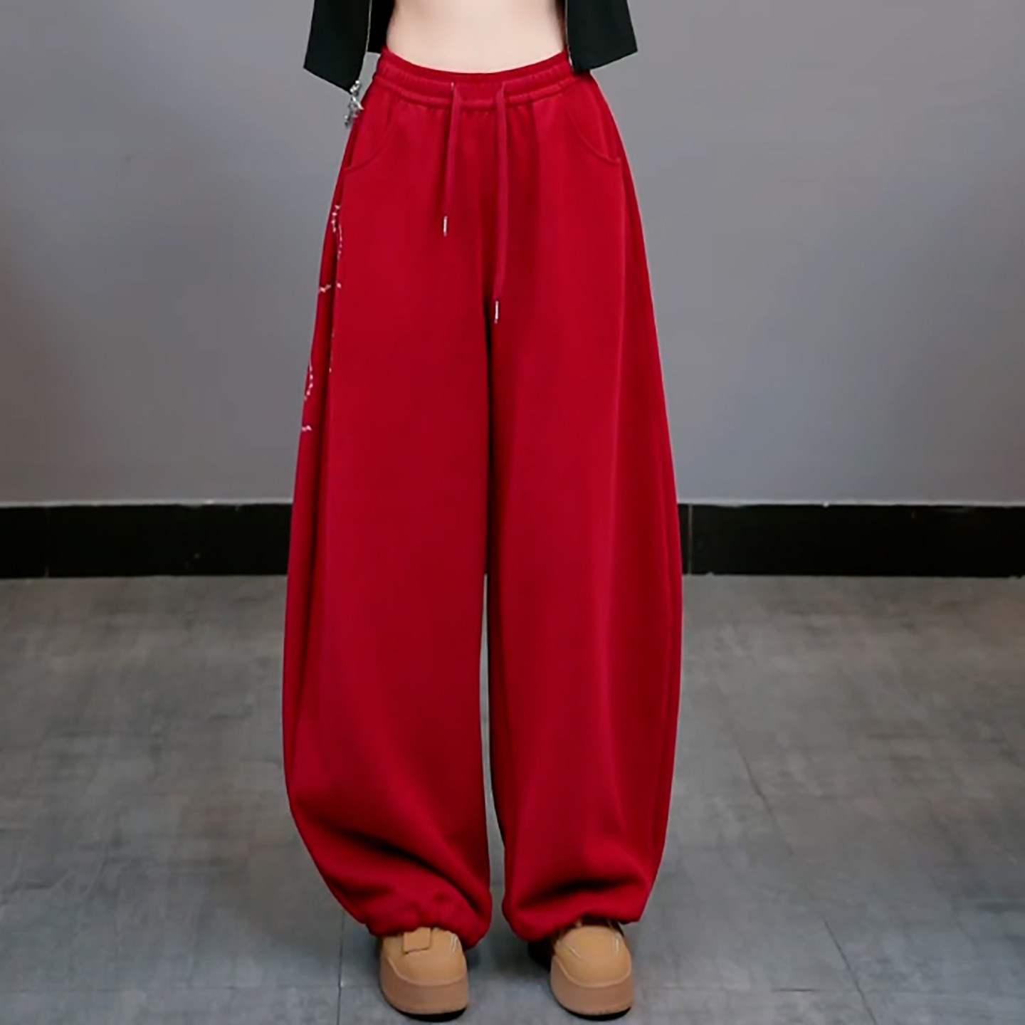 Ader潮酷运动刺绣弯刀卫裤女2026春季新款宽松阔腿垂感百搭休闲裤,女装/女士精品,大码裤装,淘宝优惠券,粉丝福利购,淘宝优惠卷