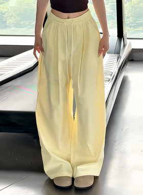 Ader舒适垂感浅黄色运动裤女2026夏季新款宽松百搭抽绳阔腿休闲裤