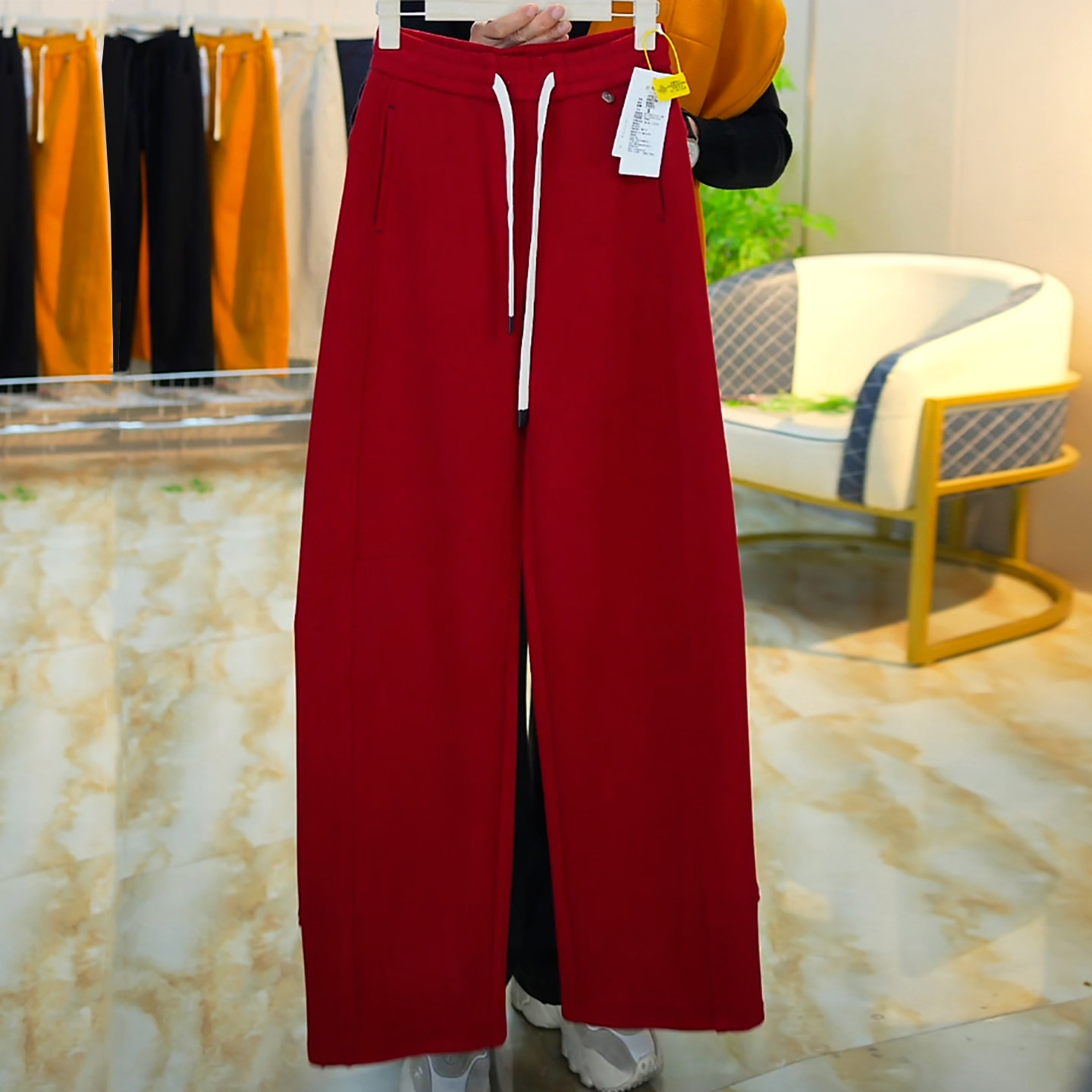 Ader加绒加厚运动休闲卫裤2025冬季新款松紧腰抽绳宽松阔腿弯刀裤,女装/女士精品,大码裤装,淘宝优惠券,粉丝福利购,淘宝优惠卷